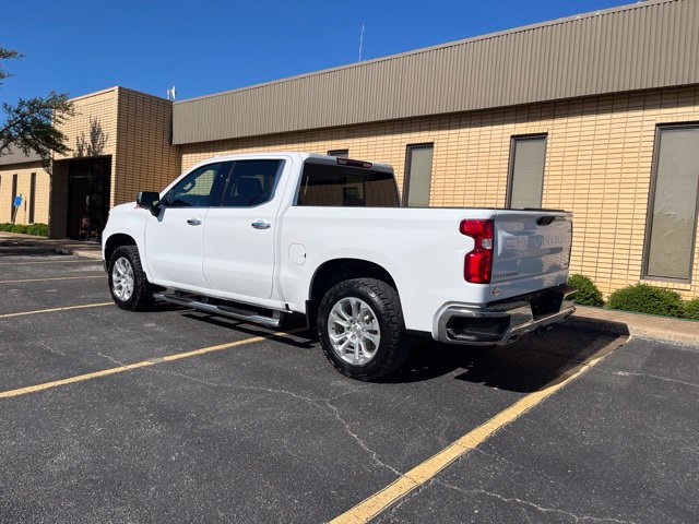 Used 2024 Chevrolet Silverado 1500 LTZ w/ LTZ Convenience Package II AWD/4WD image 3