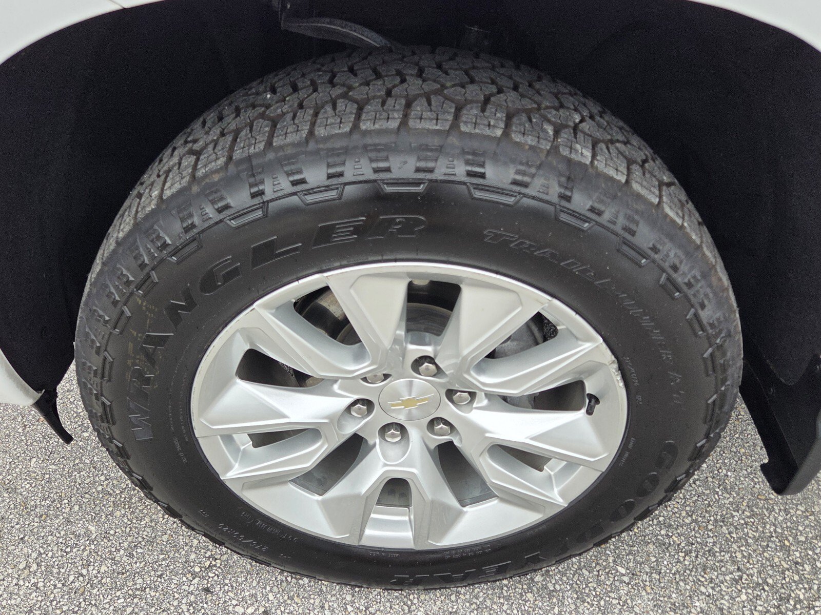 Used 2023 Chevrolet Silverado 1500 Custom RWD image 11