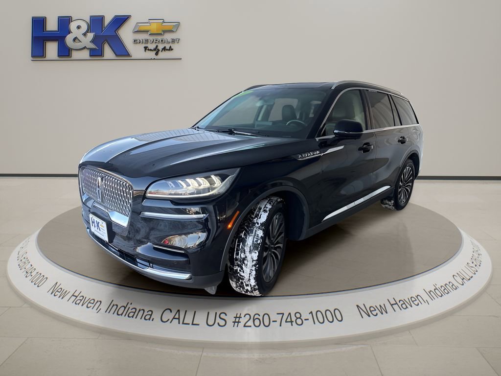 Used 2024 Lincoln Aviator Reserve image 3
