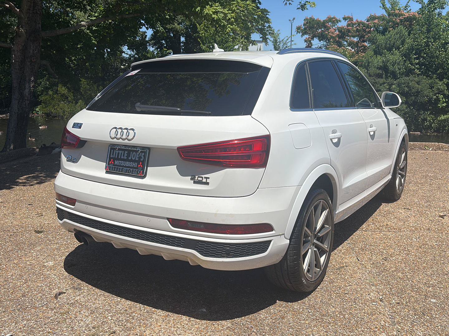 Used 2018 Audi Q3 2.0T Premium Plus w/ Premium Plus Package AWD/4WD image 4