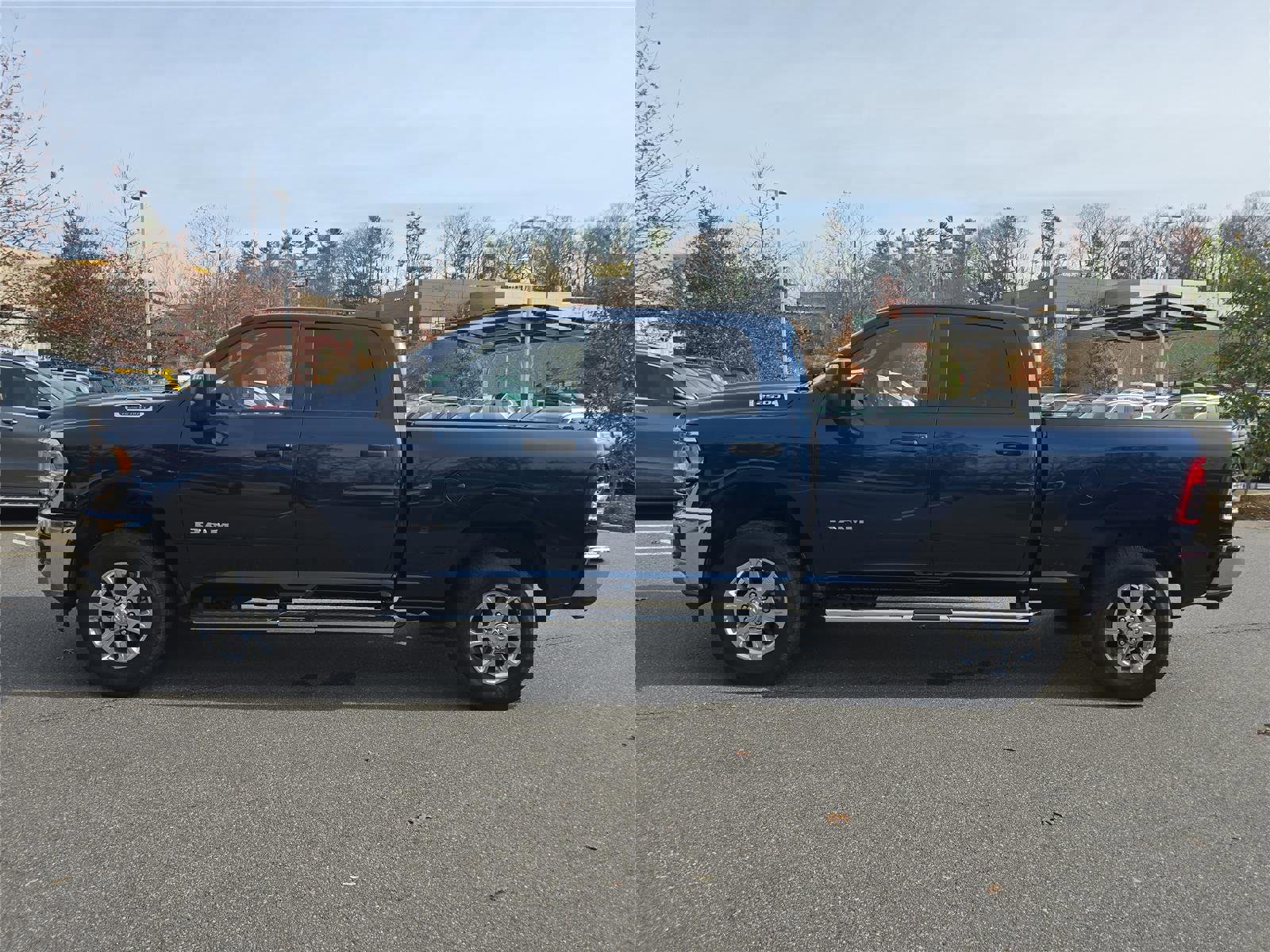 Used 2024 RAM 2500 Big Horn w/ Bed Utility Group image 7