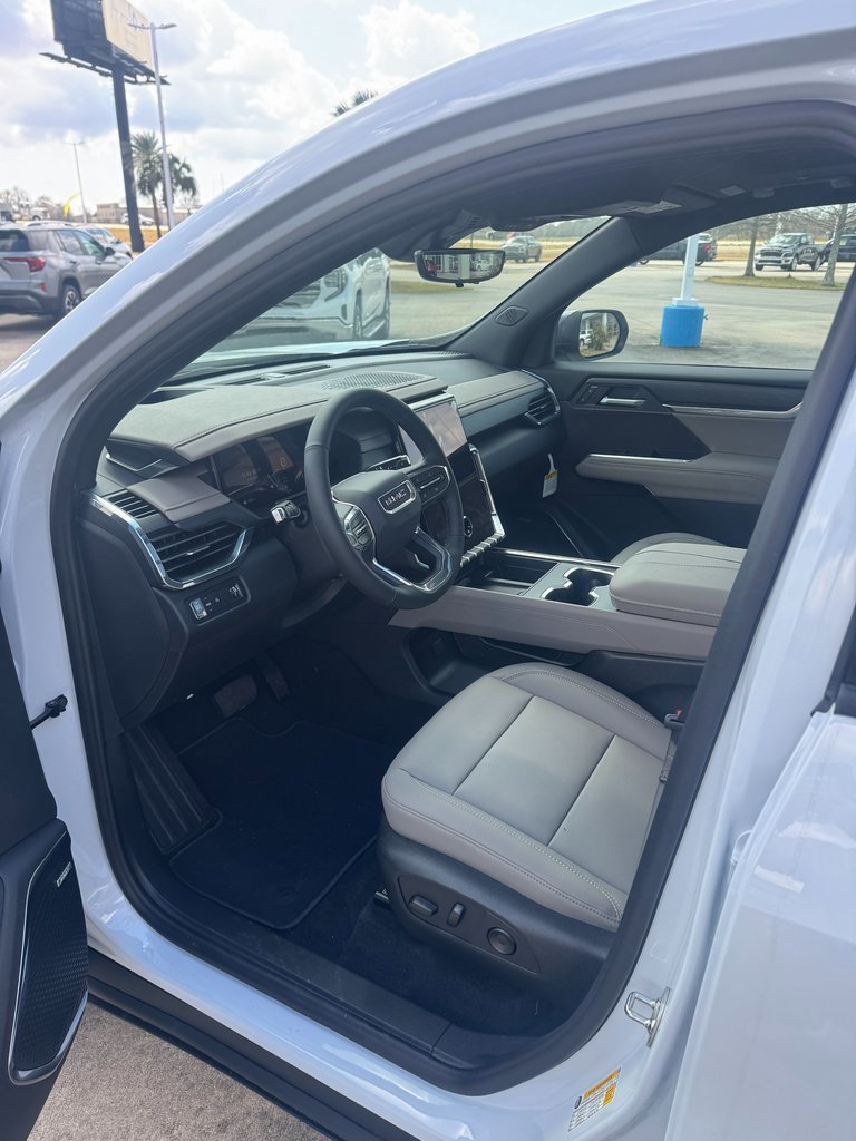 New 2026 GMC Acadia Elevation w/ Elevation Premium Package image 10