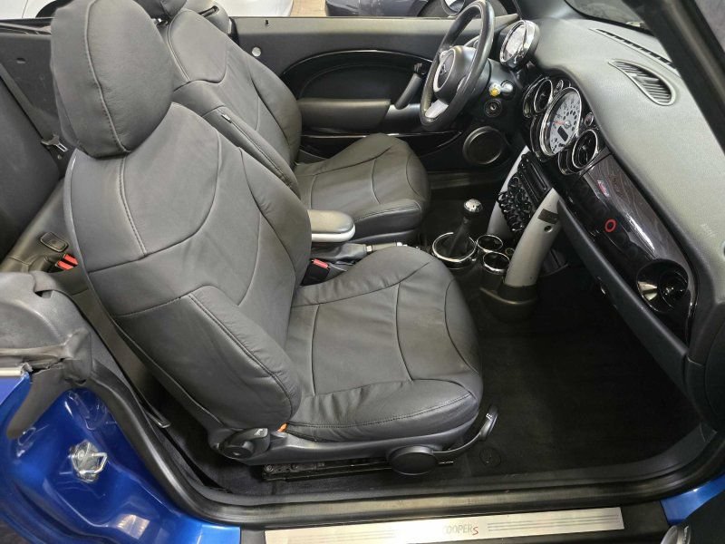 Used 2006 MINI Cooper S FWD image 5