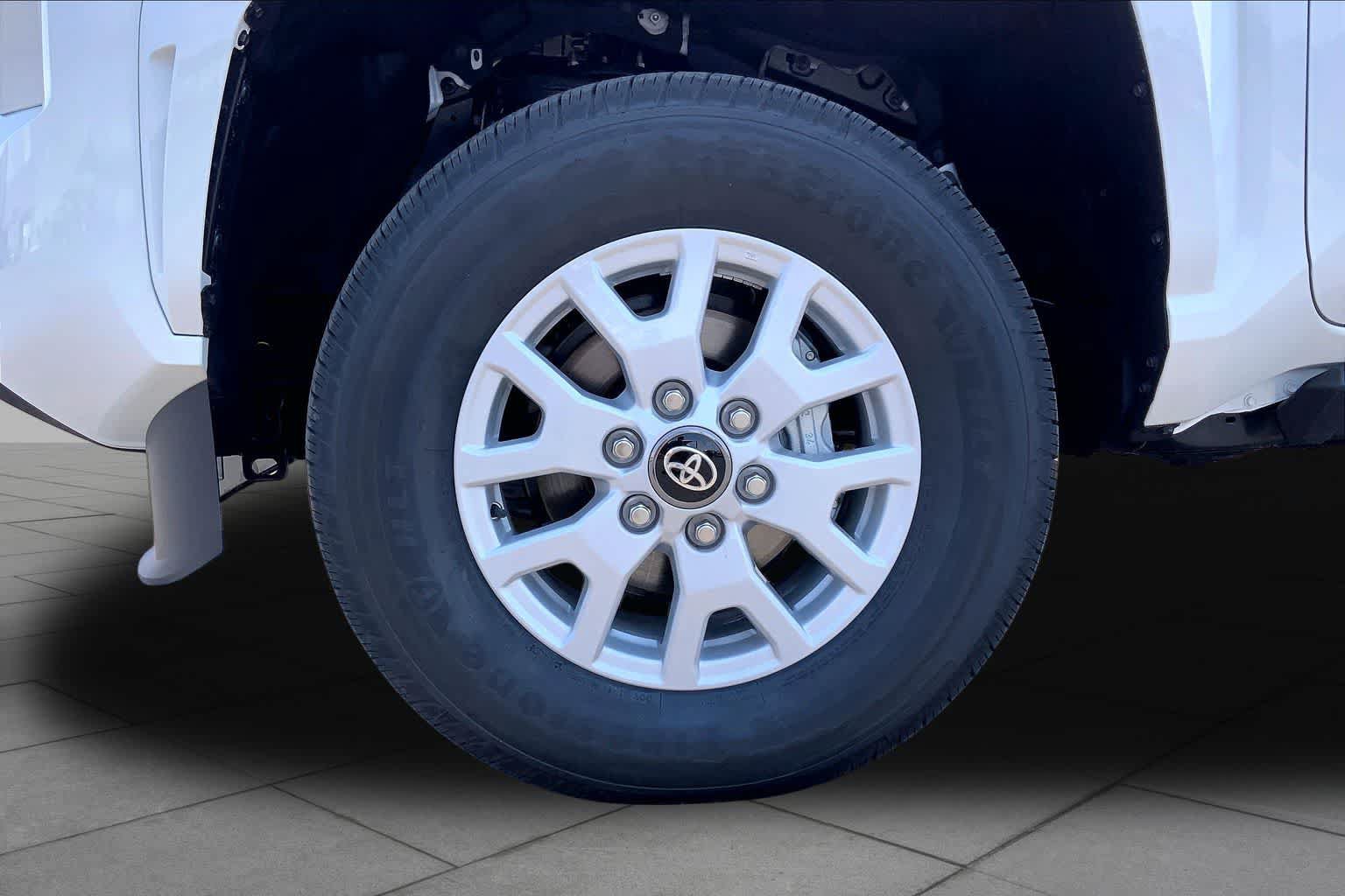 New 2026 Toyota Tacoma SR5 AWD/4WD image 11