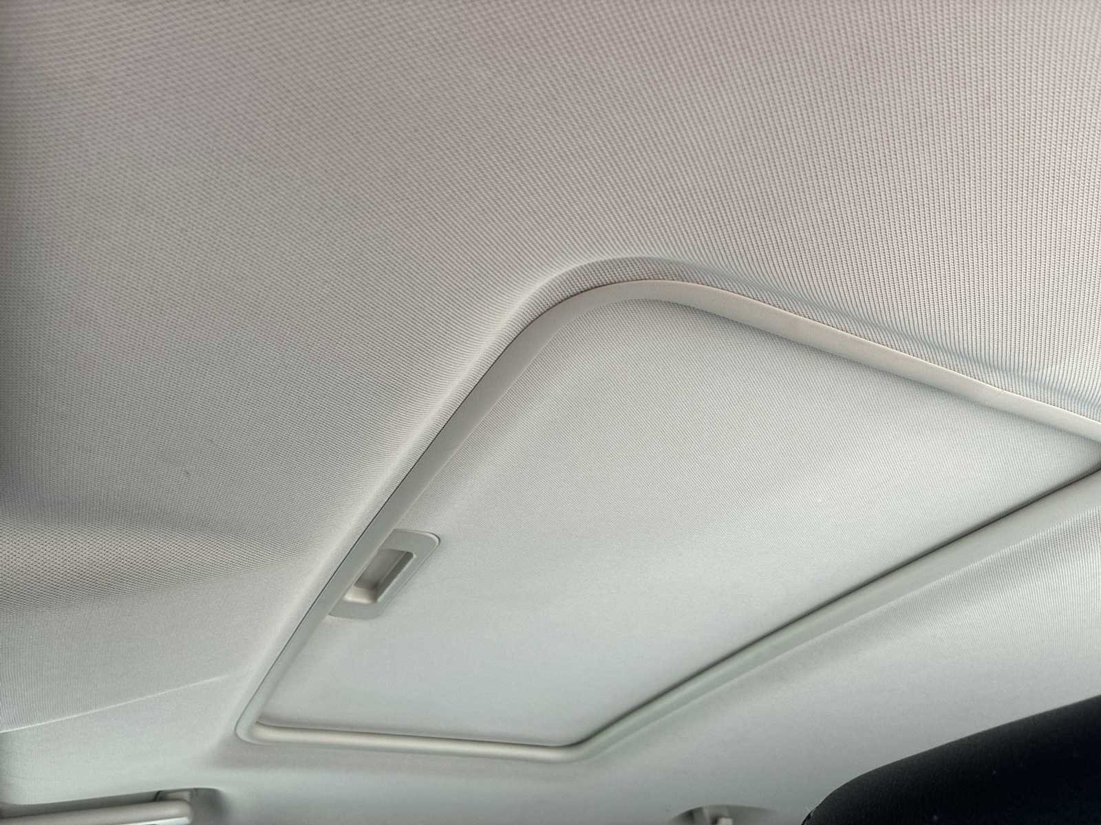 Used 2020 Ford EcoSport SES image 16