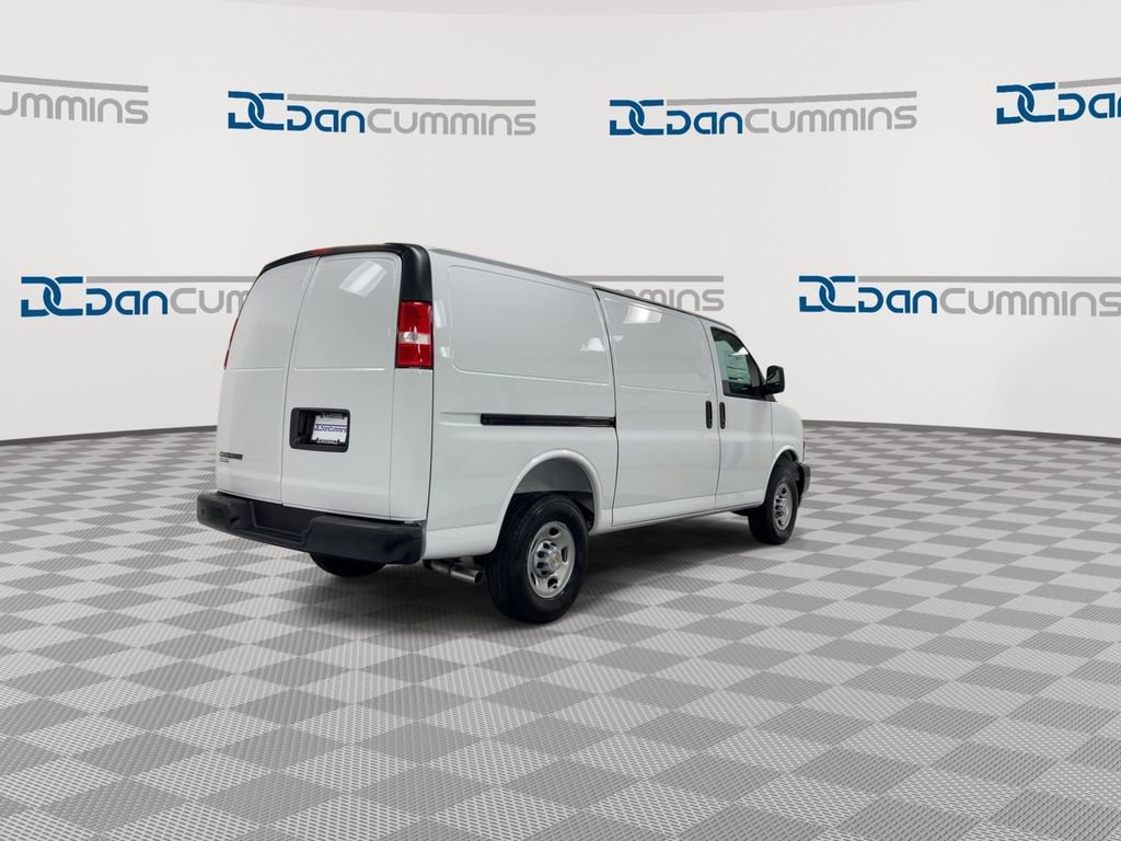 New 2026 Chevrolet Express 2500 w/ Driver Convenience Package image 8