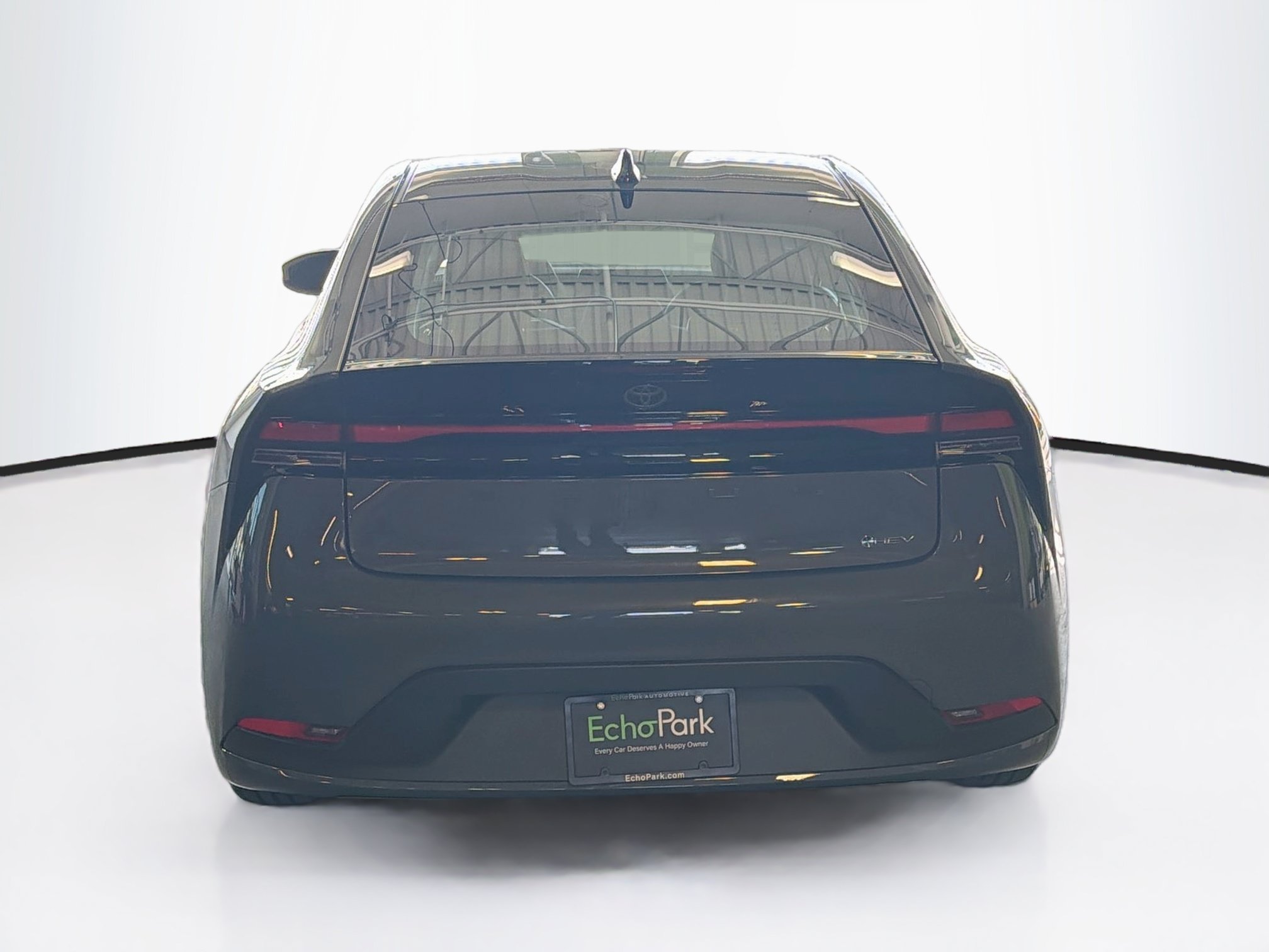 Used 2026 Toyota Prius LE FWD image 7