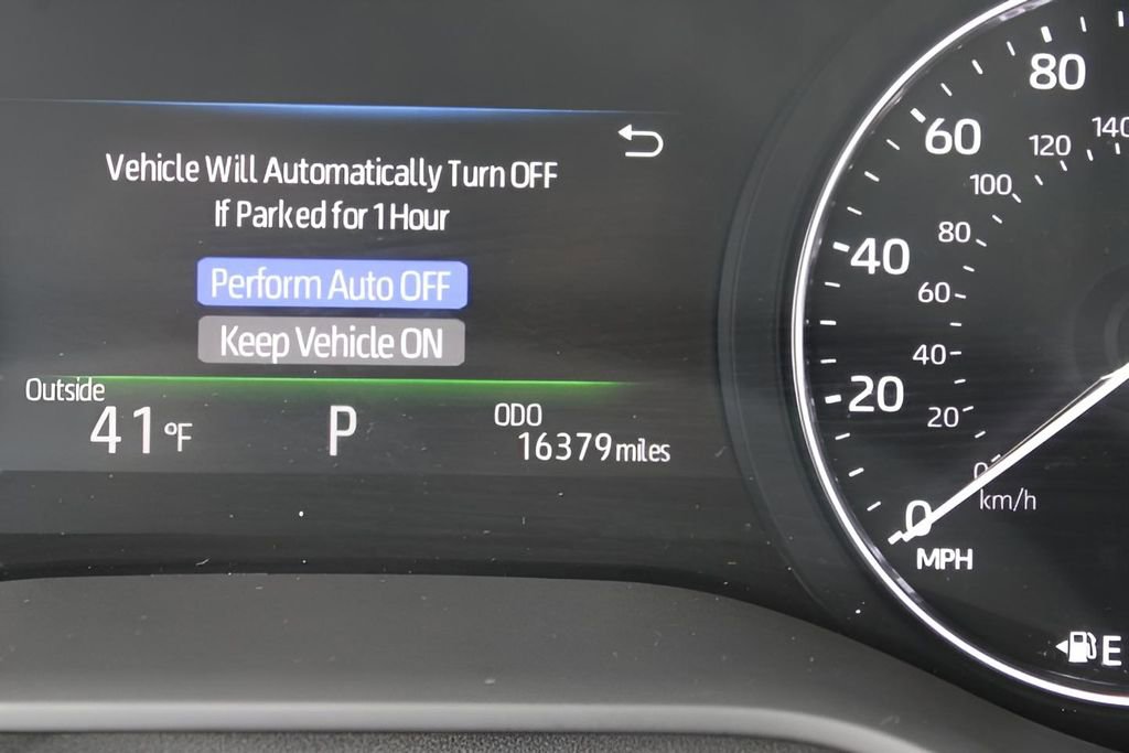 Certified 2024 Toyota Sienna Platinum image 12