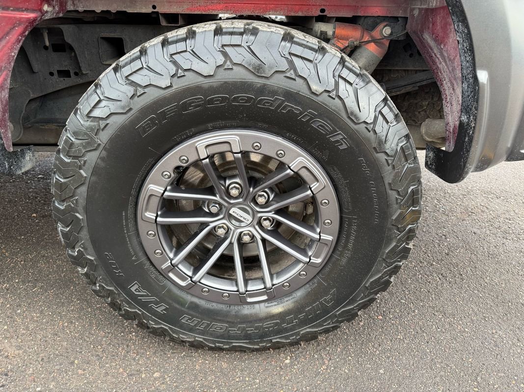 Used 2019 Ford F150 Raptor w/ Equipment Group 802A Luxury image 10