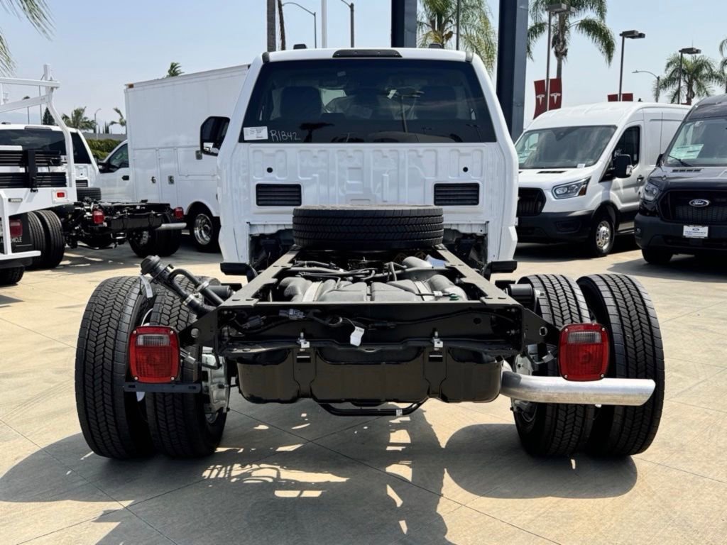 New 2024 Ford F550 4x4 Regular Cab Super Duty image 7