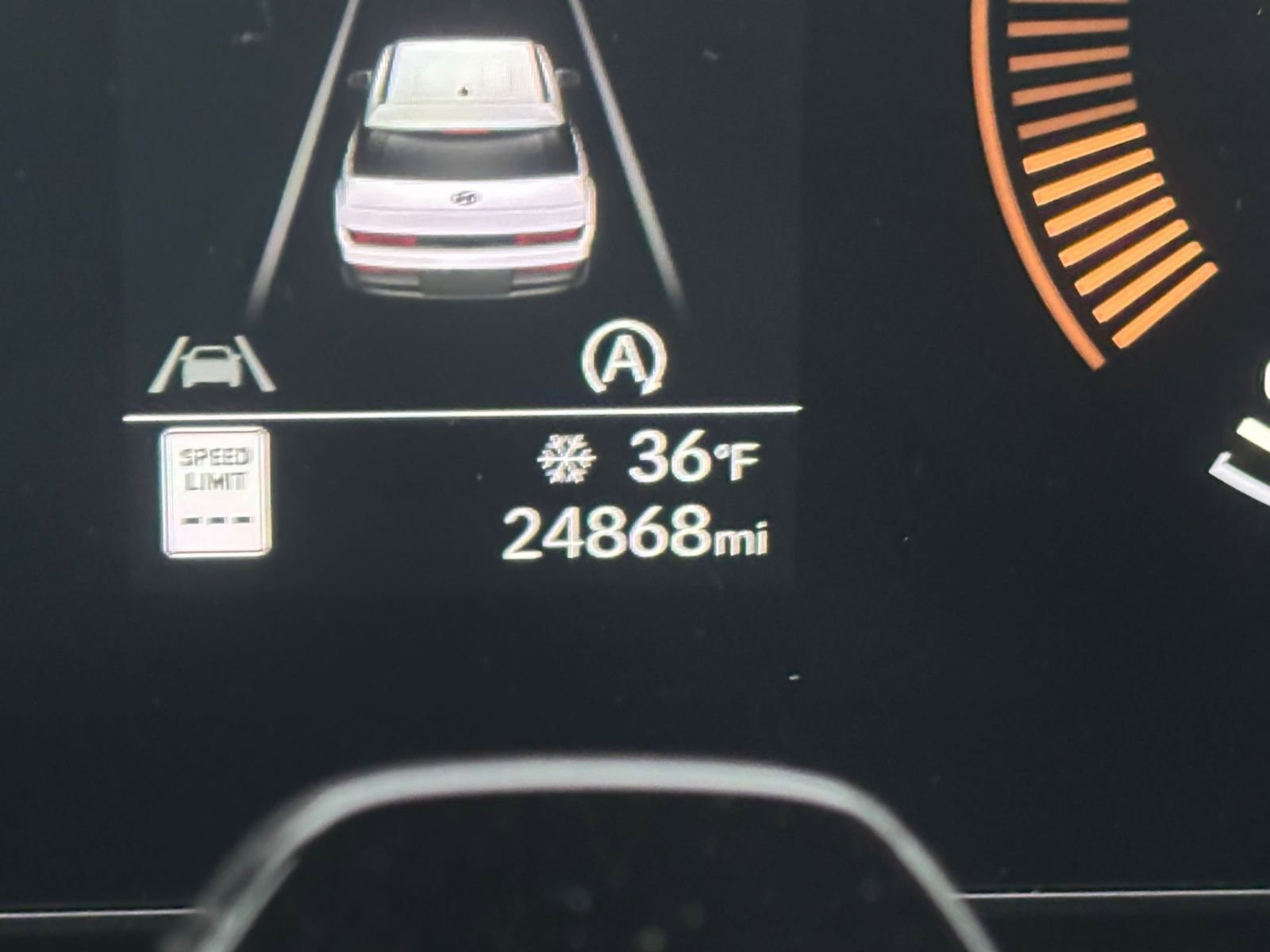 Used 2025 Hyundai Santa Fe SEL image 41