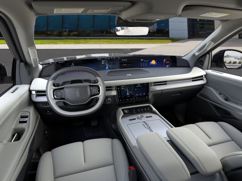New 2026 Lincoln Navigator L Reserve w/ Jet Appearance Package image 9