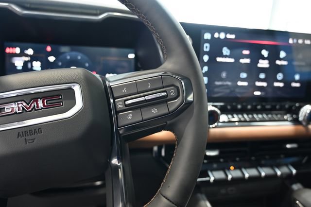 New 2026 GMC Canyon AT4 w/ Technology Plus Package AWD/4WD image 25