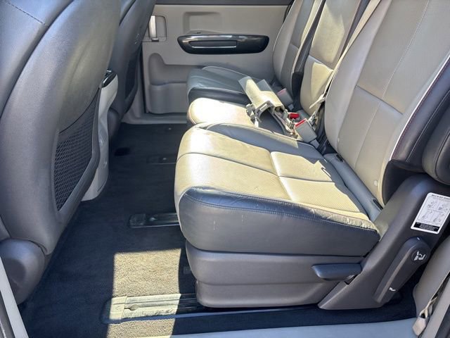 Used 2018 Kia Sedona EX image 16