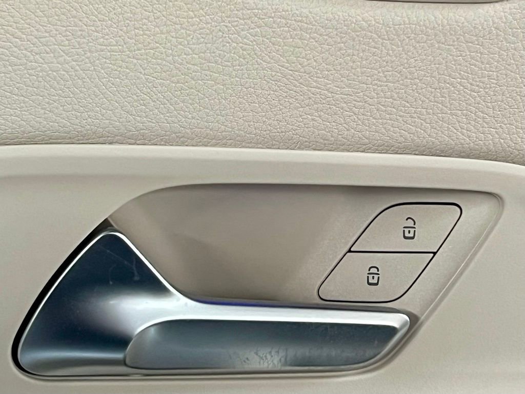 Used 2026 Mercedes-Benz GLA 250 4MATIC image 34