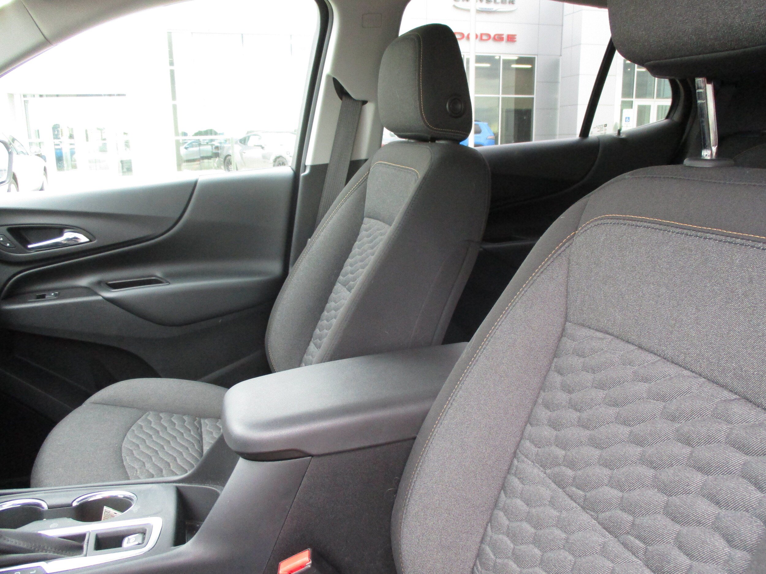 Used 2019 Chevrolet Equinox LT FWD image 14