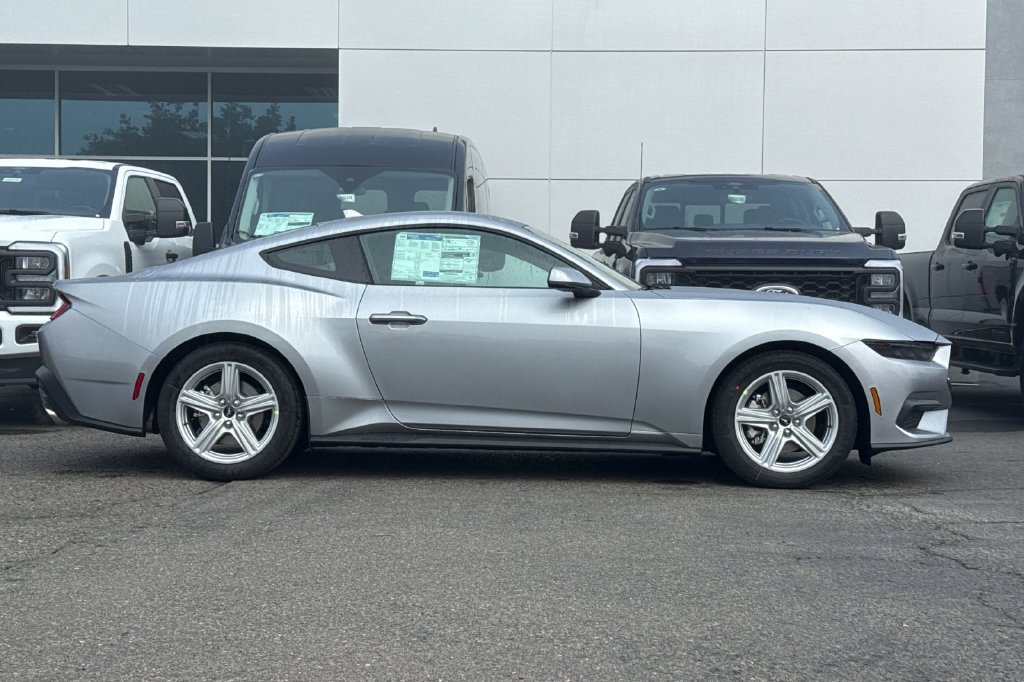 New 2026 Ford Mustang Coupe RWD image 3