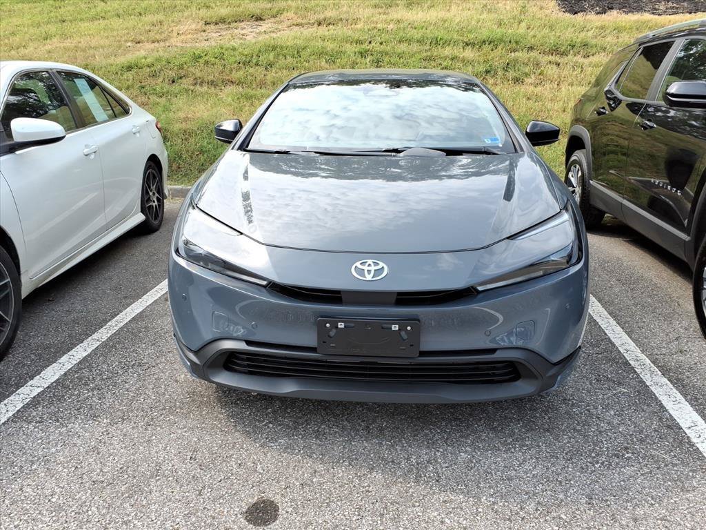 Certified 2026 Toyota Prius LE FWD image 4