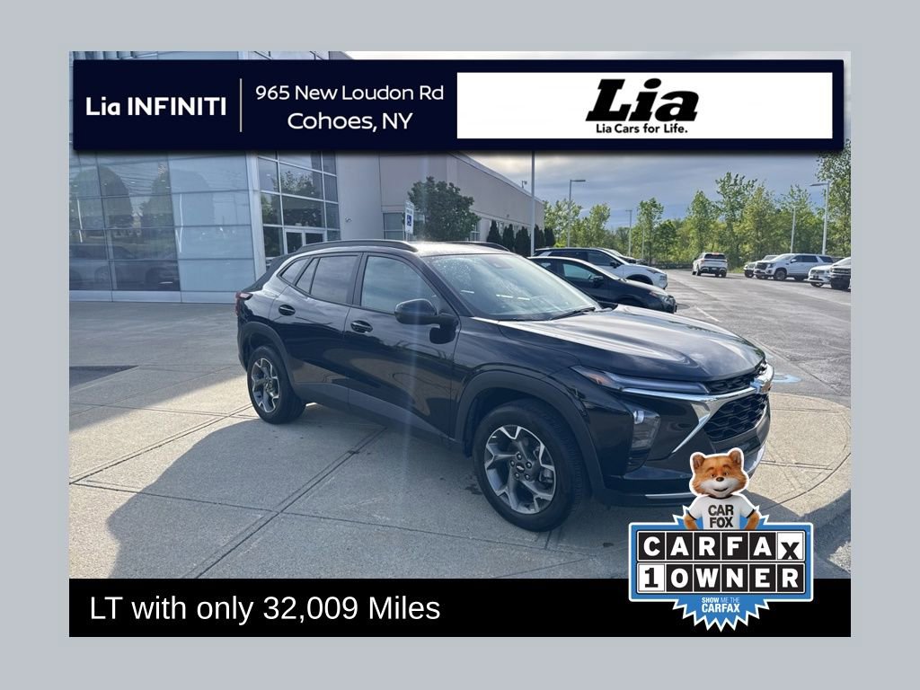 Used 2025 Chevrolet Trax LT w/ LT Convenience Package FWD image 1