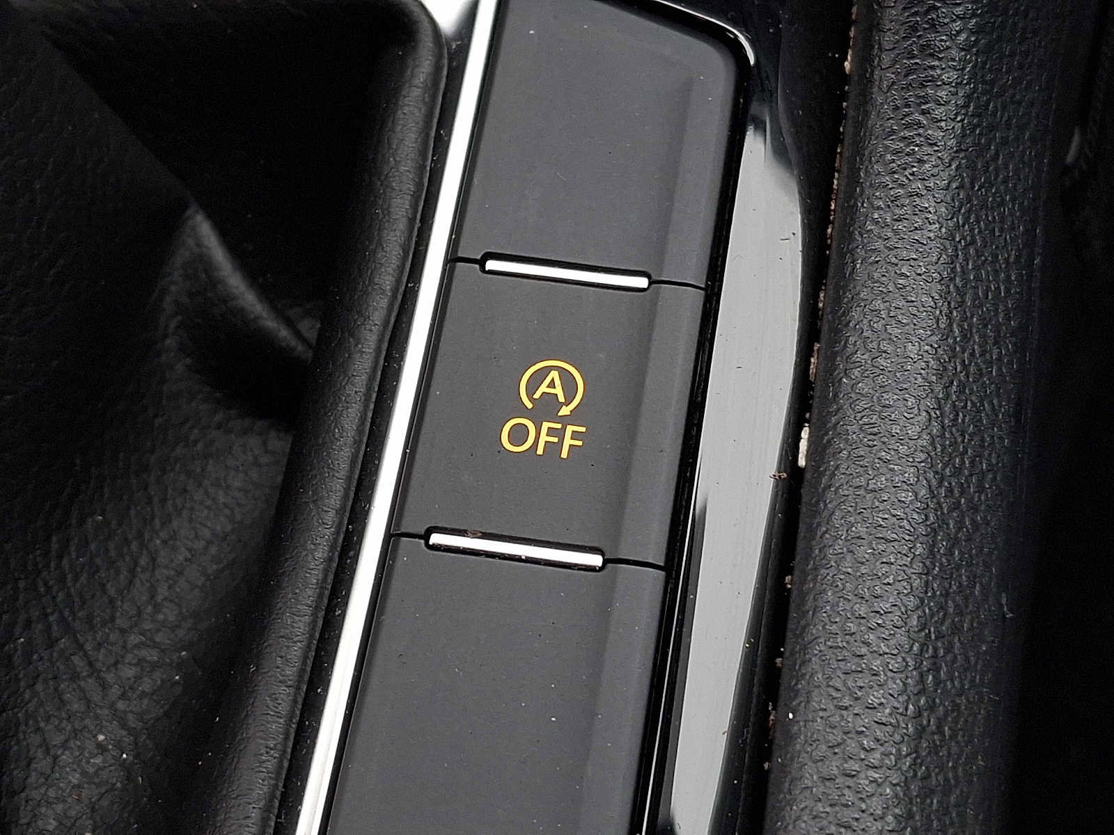 Used 2024 Volkswagen Taos S image 24