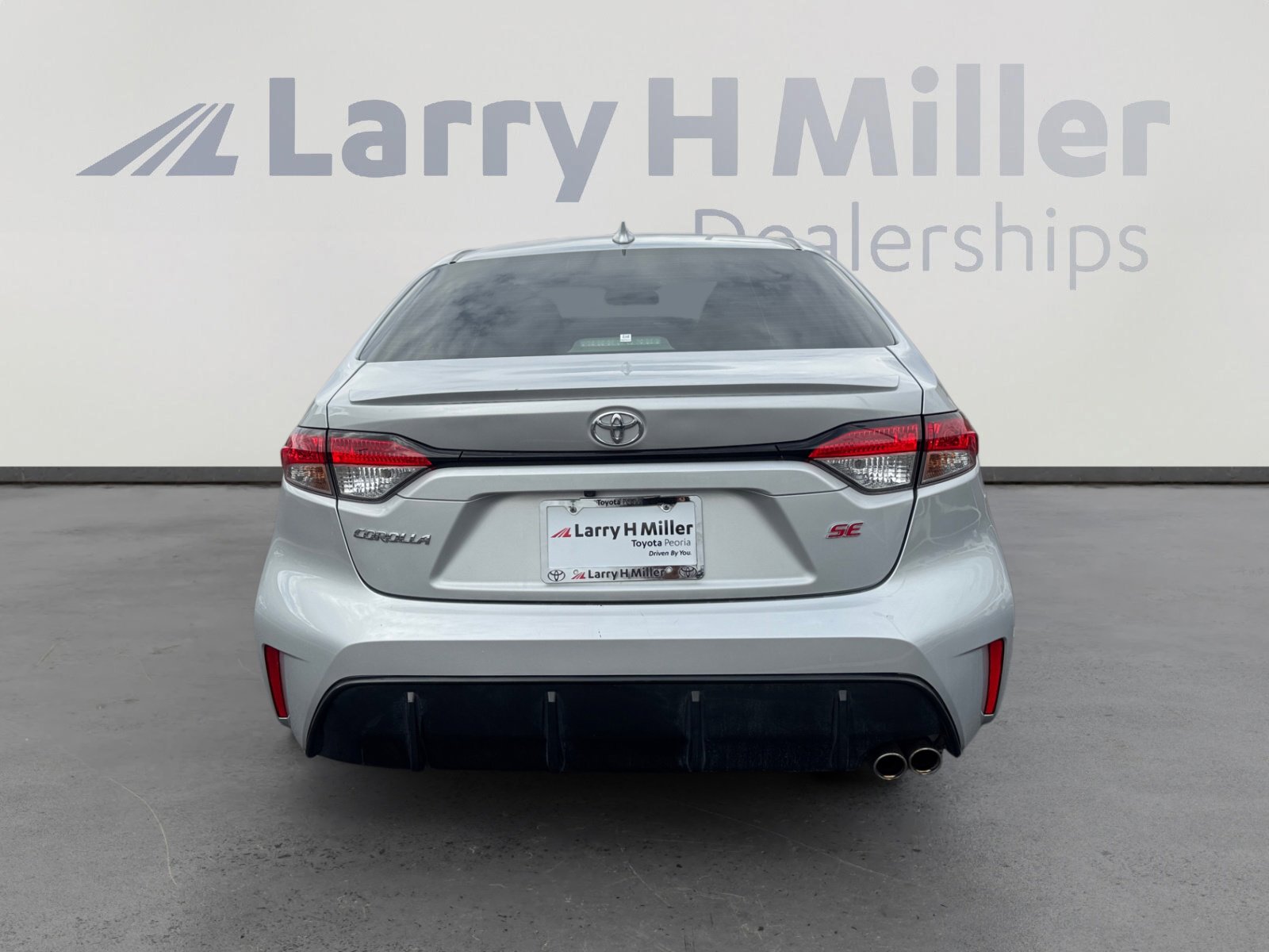 Used 2023 Toyota Corolla SE image 4