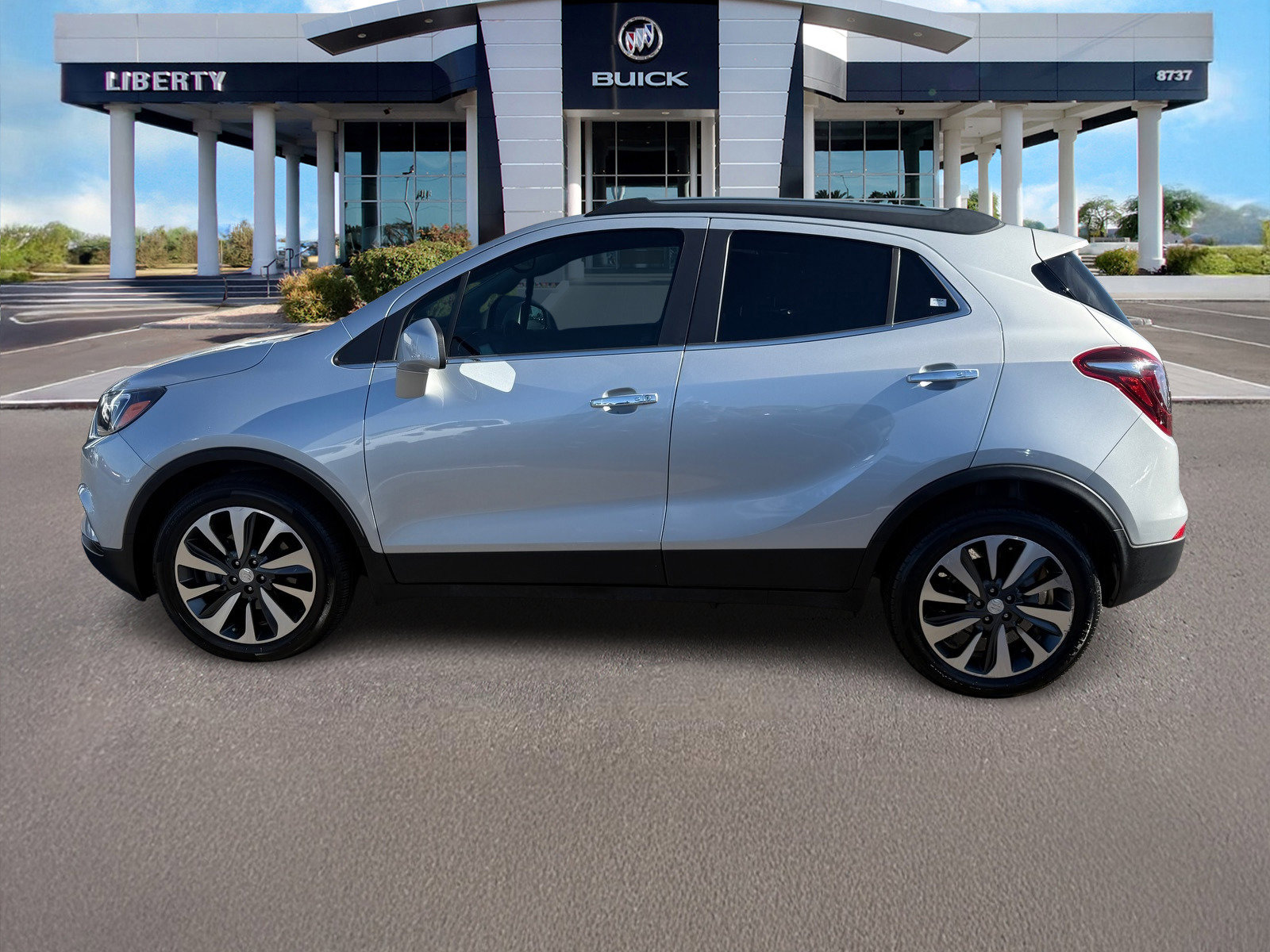 Used 2021 Buick Encore Preferred image 7