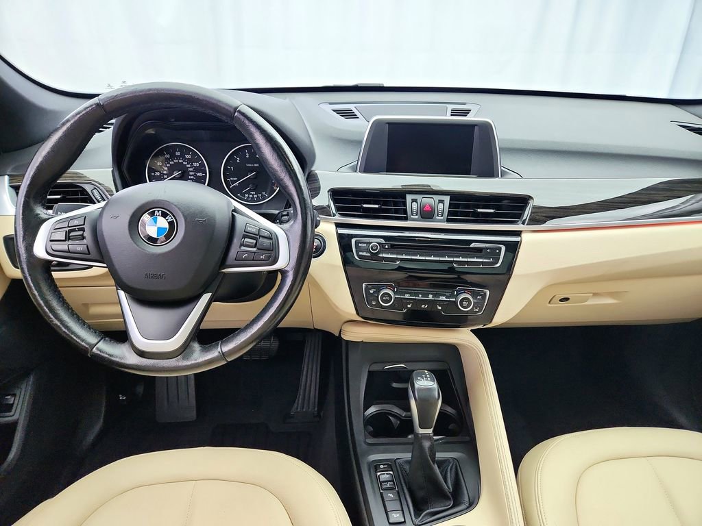 Used 2017 BMW X1 xDrive28i w/ Premium Package image 15