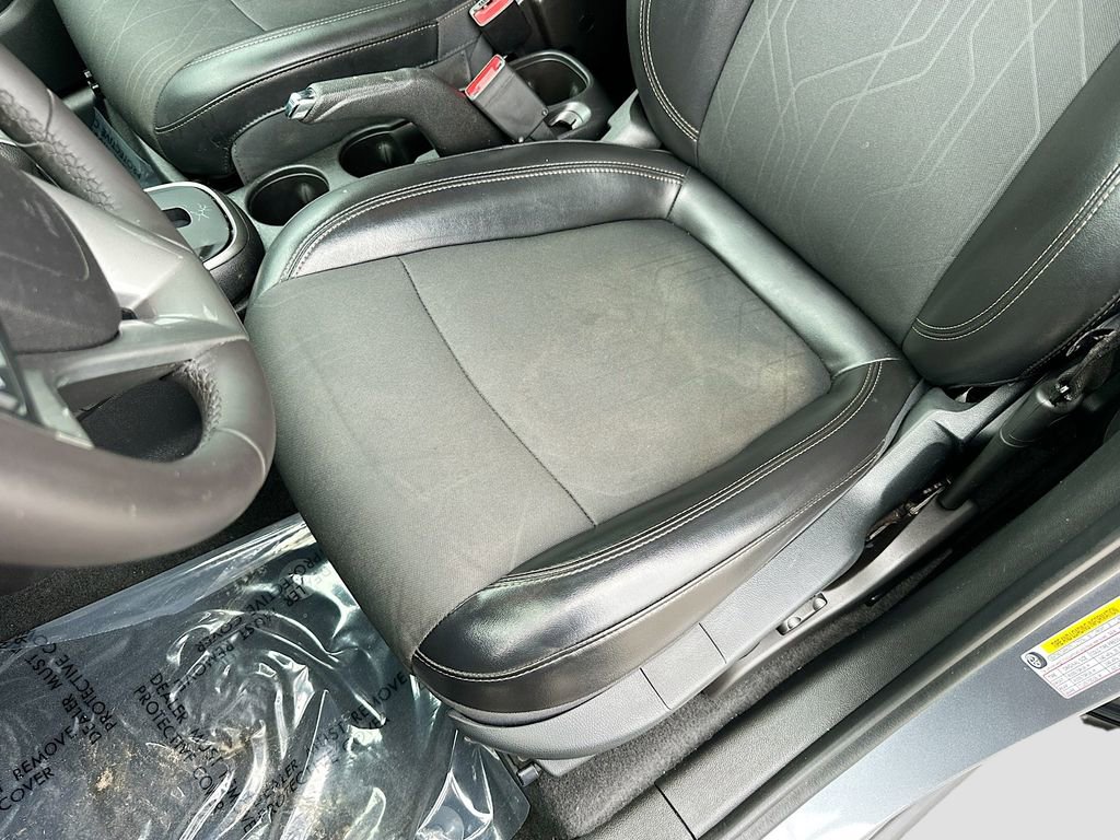 Used 2020 Chevrolet Trax LT w/ Driver Confidence Package image 18