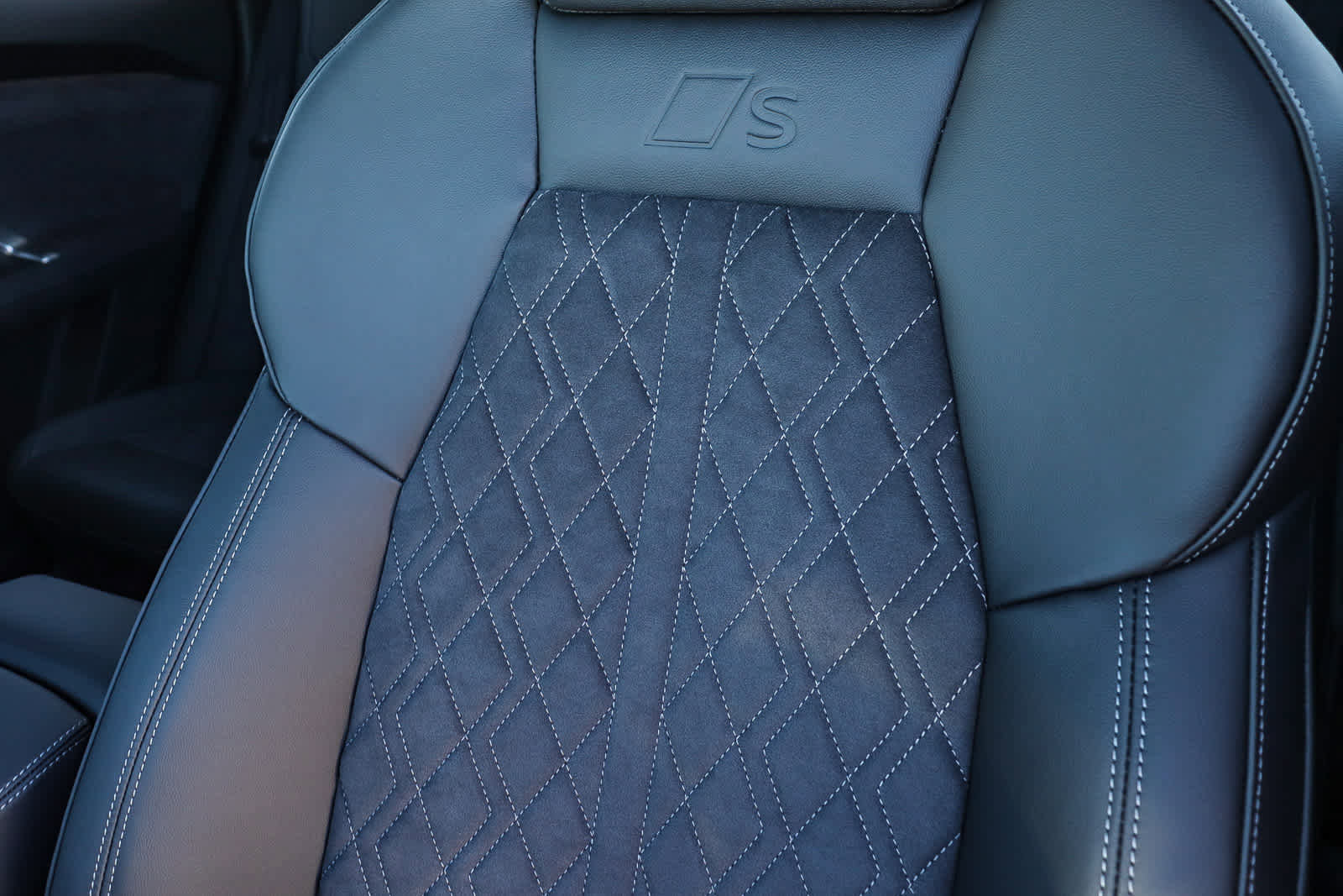 New 2025 Audi SQ5 Premium Plus image 34