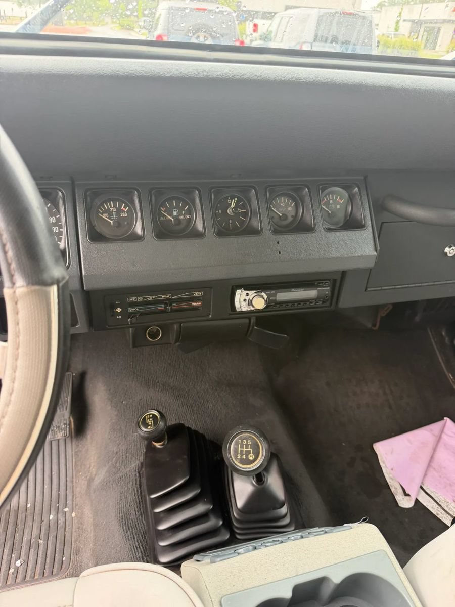 Used 1991 Jeep Wrangler S AWD/4WD image 13