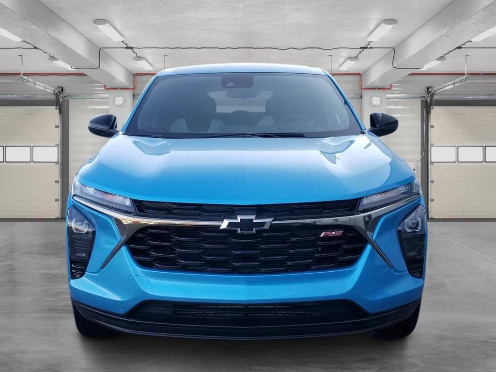 New 2026 Chevrolet Trax RS image 2