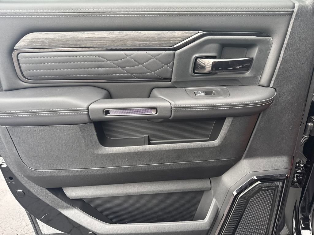 New 2026 RAM 3500 Limited image 39