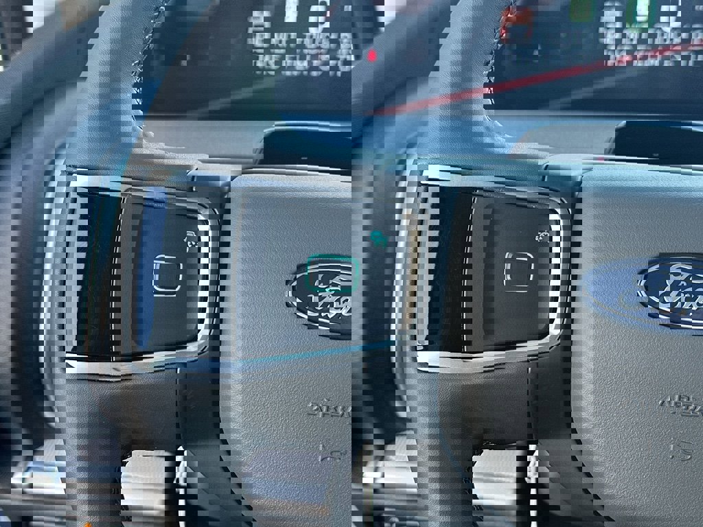 New 2026 Ford Expedition Active image 14