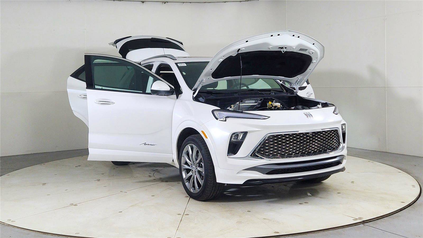 Used 2026 Buick Encore GX Avenir w/ Avenir Technology Package image 9