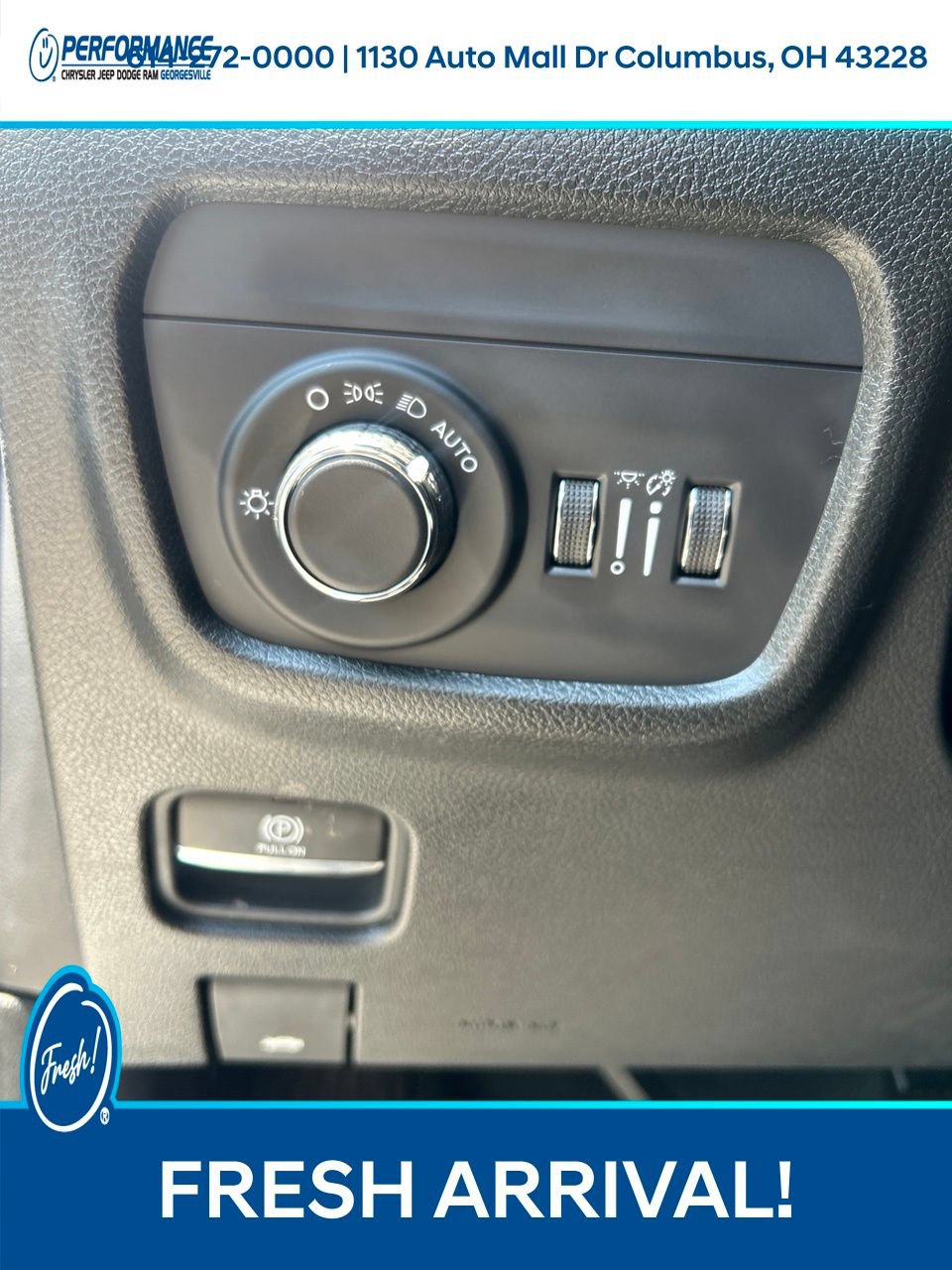 Certified 2026 Jeep Grand Cherokee Laredo AWD/4WD image 19