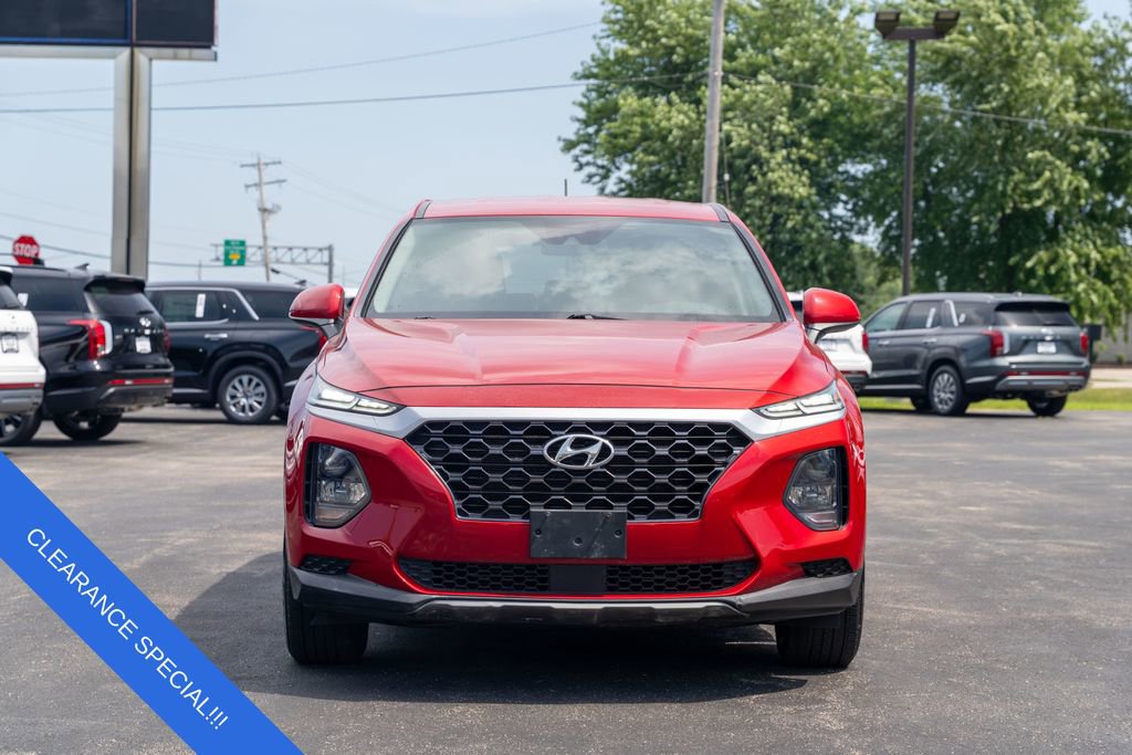 Used 2020 Hyundai Santa Fe SE image 2