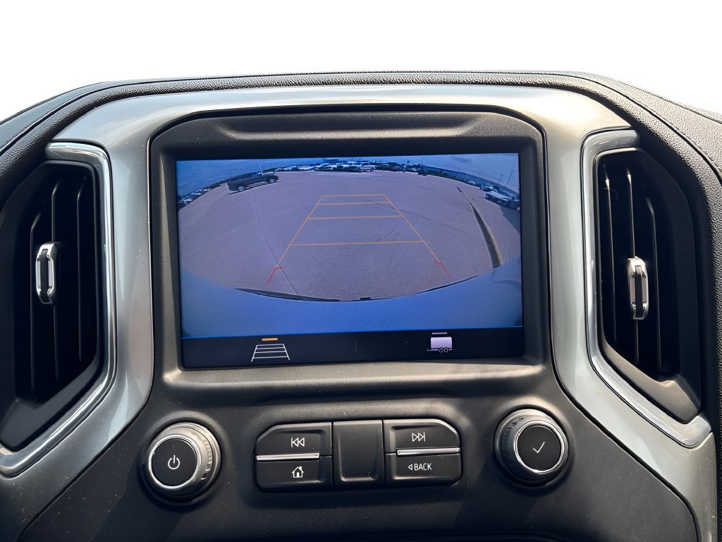 Used 2021 Chevrolet Silverado 1500 RST w/ Max Trailering Package AWD/4WD image 23
