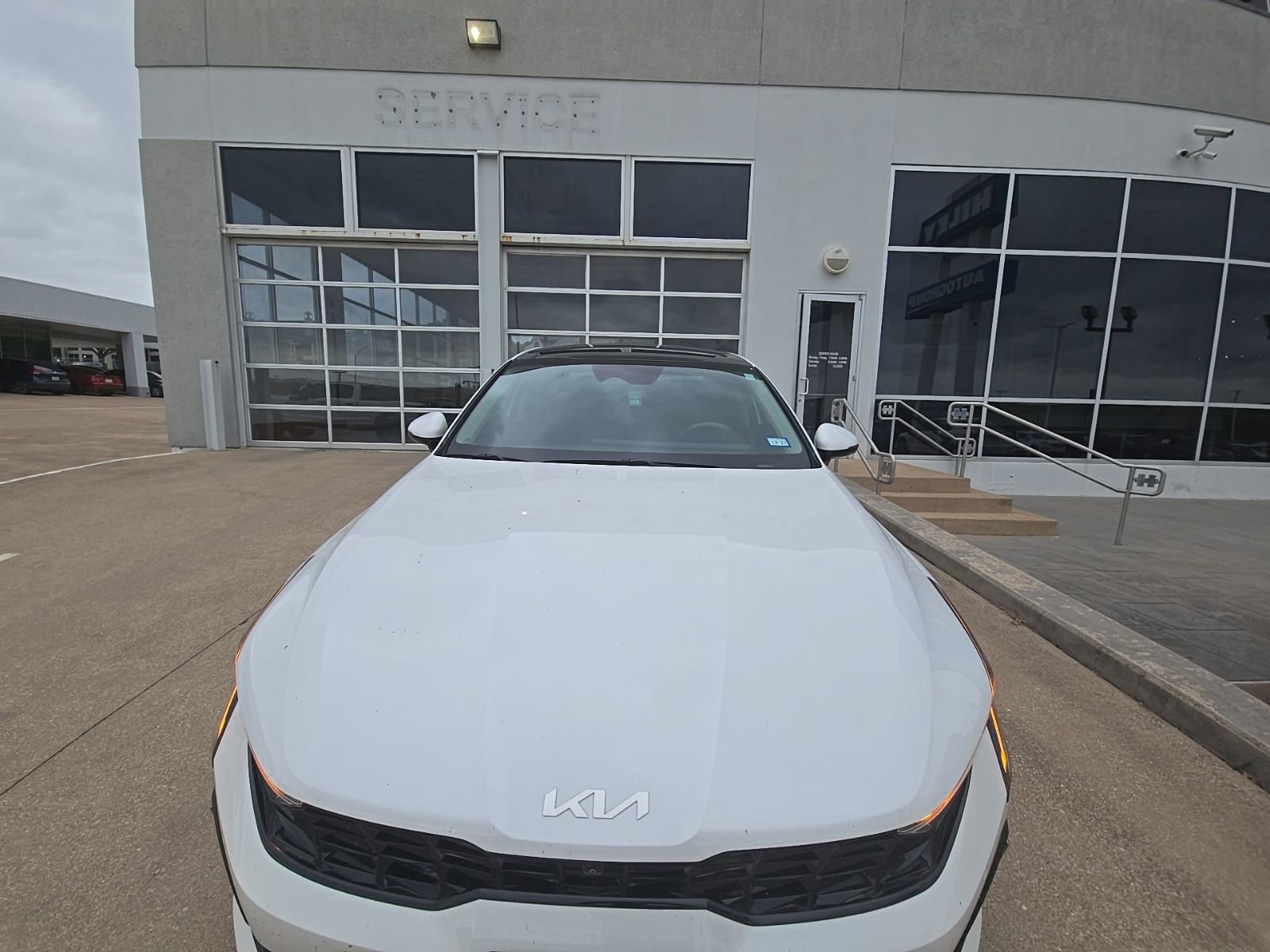 Used 2025 Kia K5 EX image 2