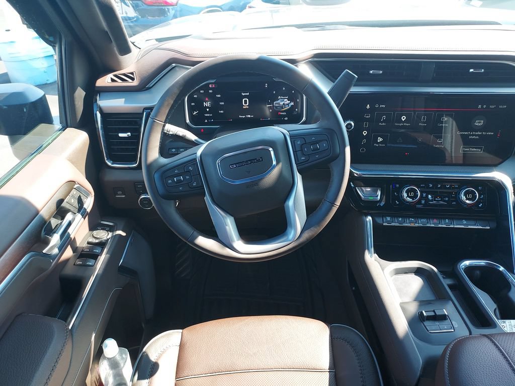 Used 2026 GMC Sierra 2500 Denali w/ Denali Reserve Package AWD/4WD image 16