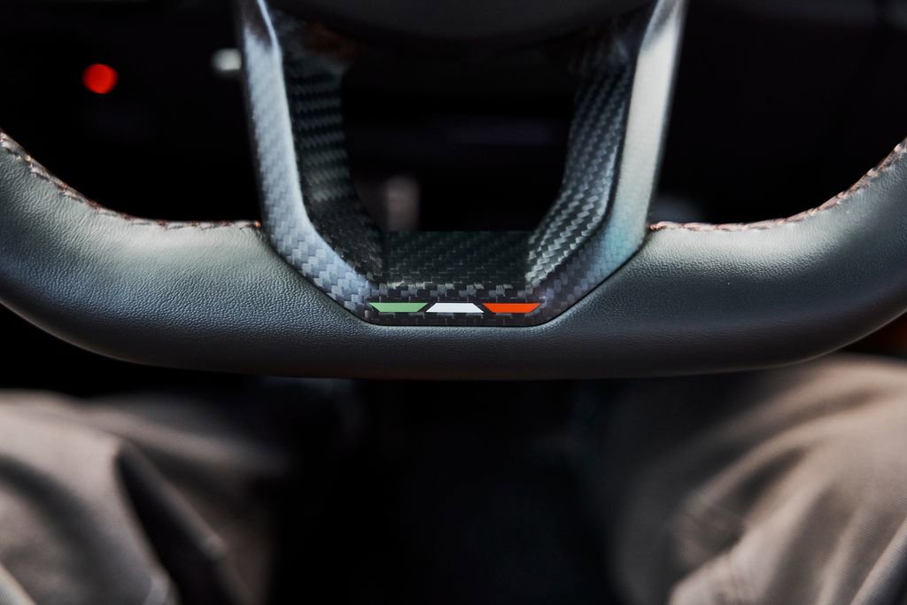 Used 2025 Lamborghini Revuelto AWD/4WD image 62