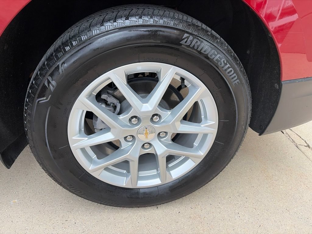 Used 2024 Chevrolet Equinox LT AWD/4WD image 20
