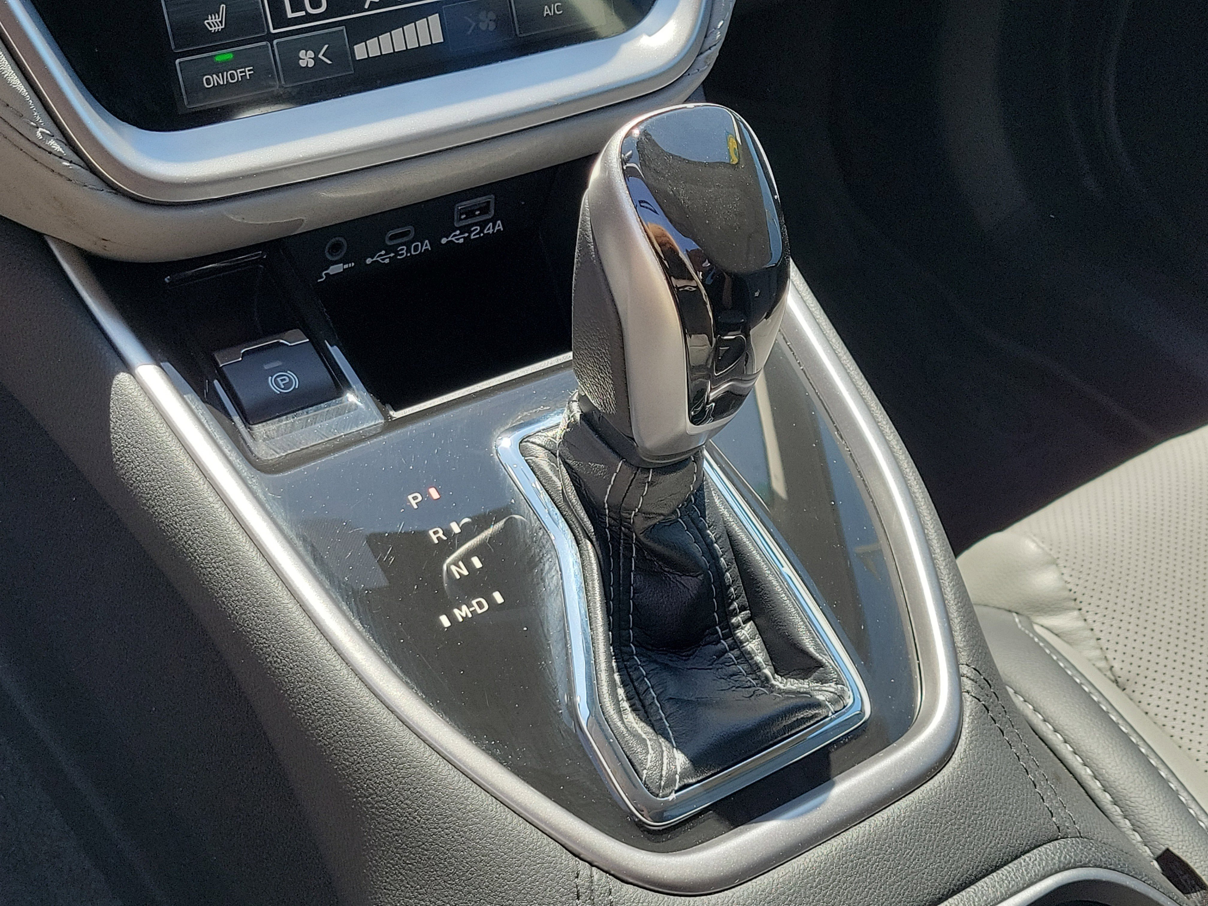 Used 2023 Subaru Outback Limited image 28