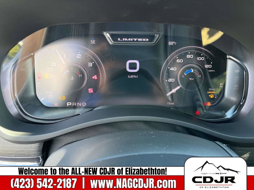 New 2024 RAM 3500 Limited image 39