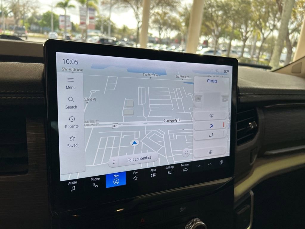 Used 2023 Ford Expedition Max Limited image 10