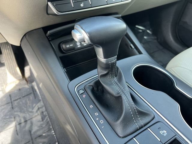 Used 2020 Kia Sorento LX w/ LX I4 Convenience Package image 17