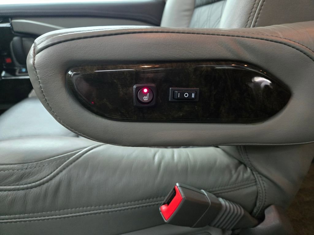 Used 2023 GMC Savana 2500 image 24