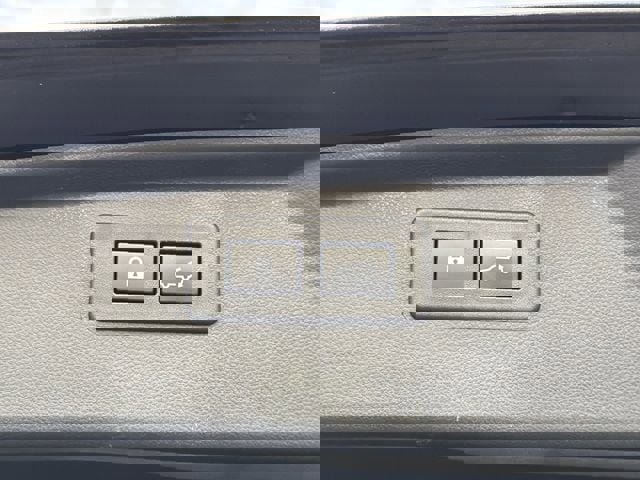 Used 2021 Subaru Outback Touring w/ Popular Package #2 image 16