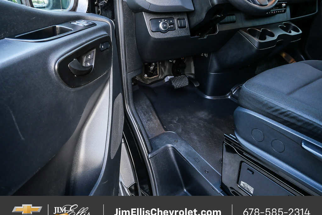 Used 2024 Mercedes-Benz Sprinter 2500 image 7