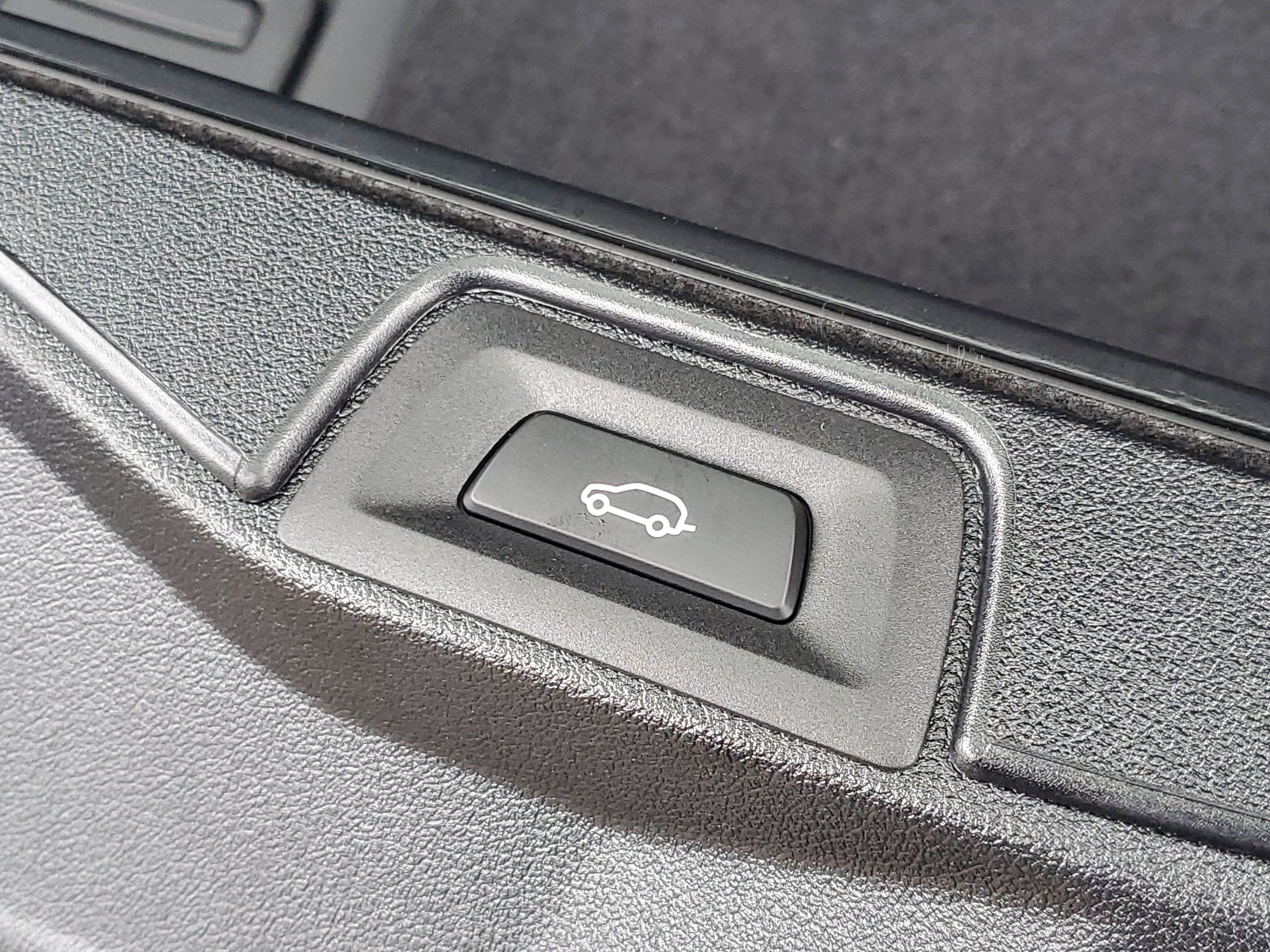 New 2026 BMW X5 xDrive40i w/ Climate Comfort Package image 27