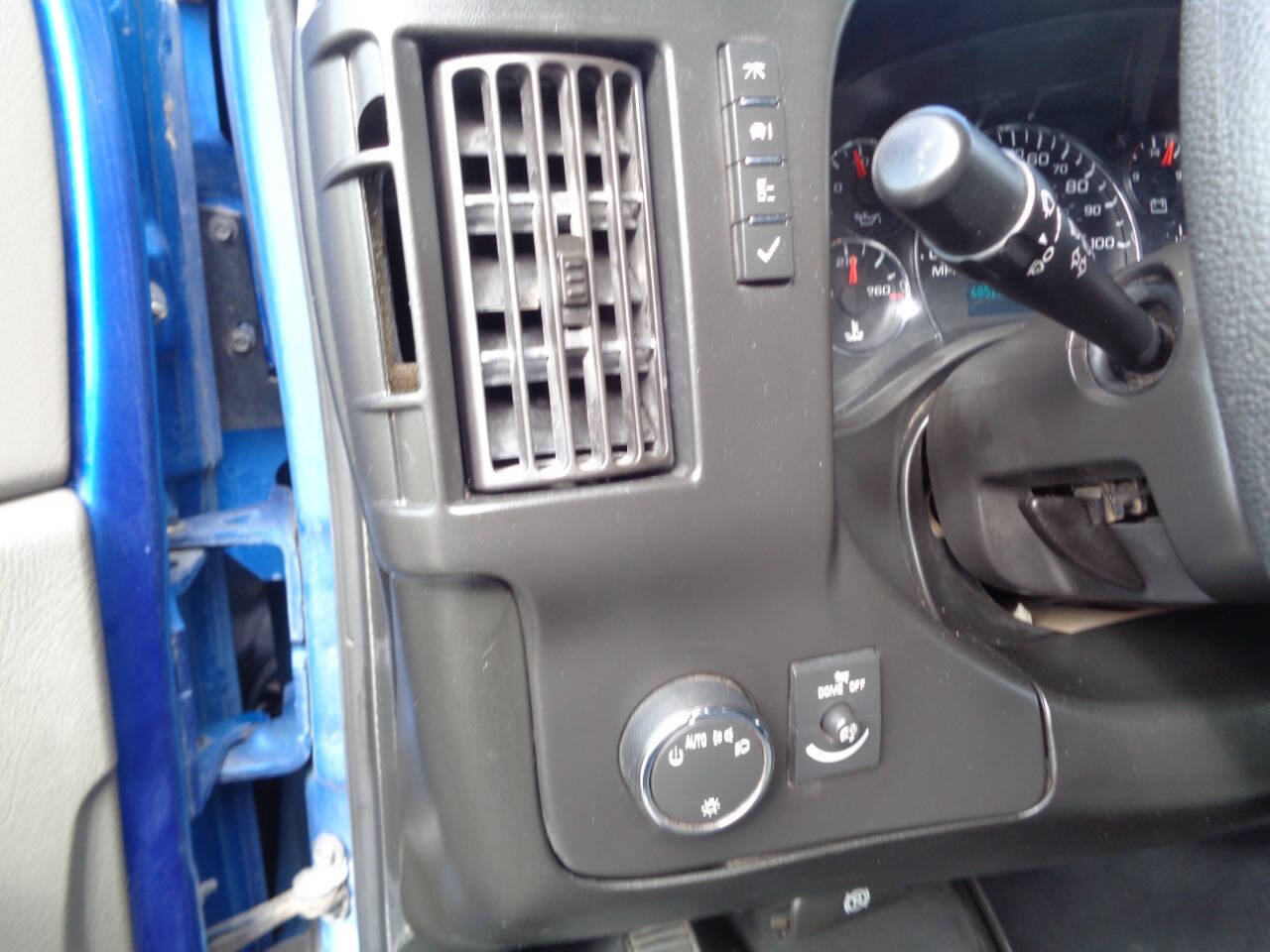Used 2018 GMC Savana 3500 LT w/ LT Preferred Equipment Group RWD image 15